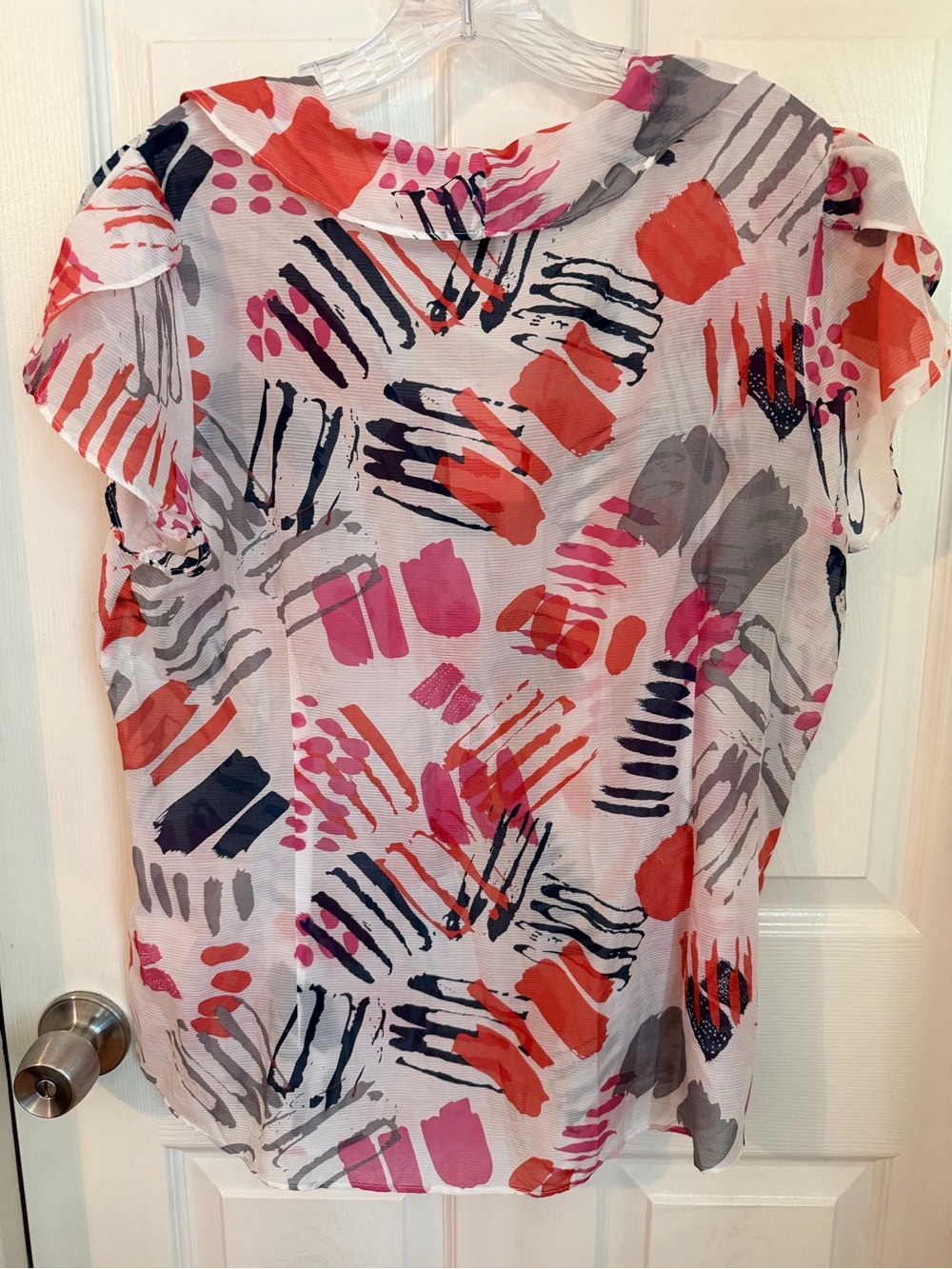 Banana Republic Pink Red Abstract Silk
Cotton Ruffle Top XL. NWT - Picture 3 of 9